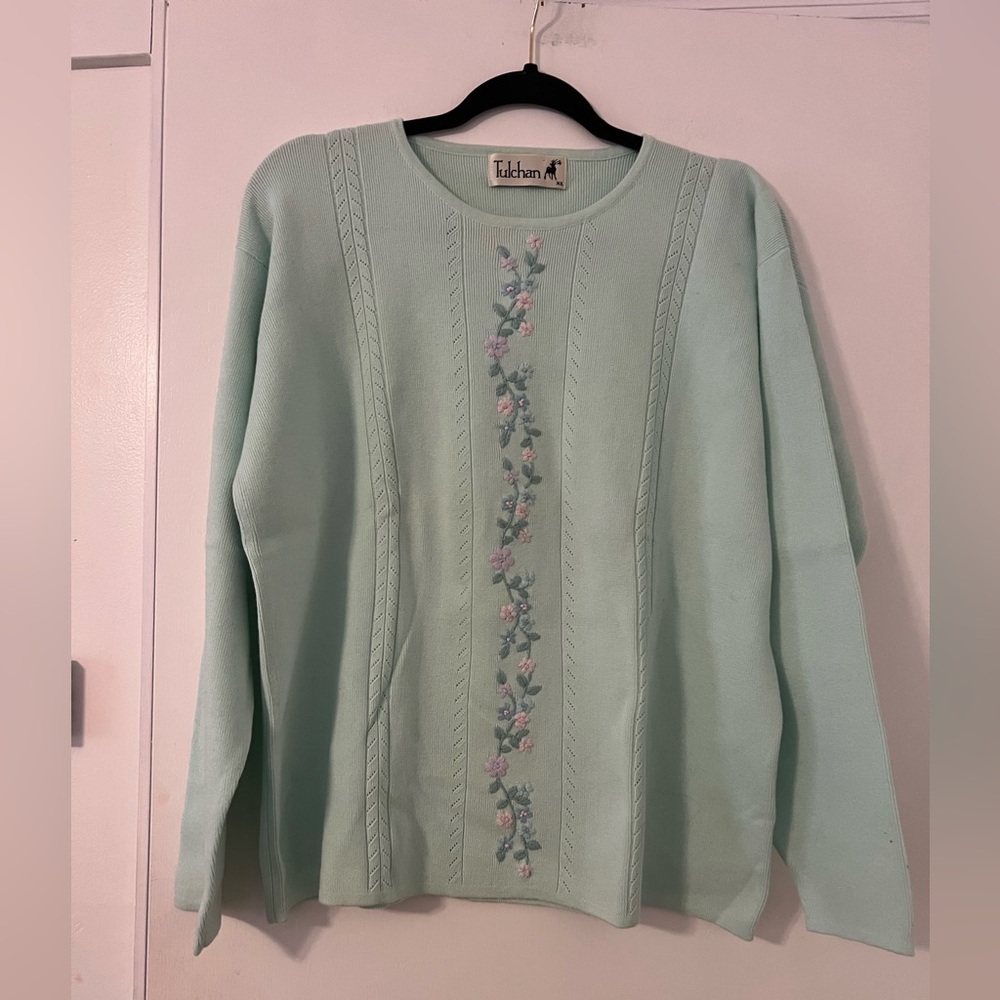 Vintage Tulchan Light Green Sweater with Floral Details sz XL (V124)